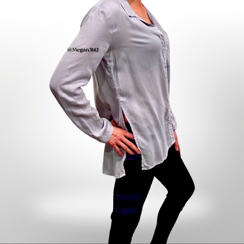 bella dahl | XS | CoolSweats | Shirt Tail Button-Up Shirt - Picture 2 of 11